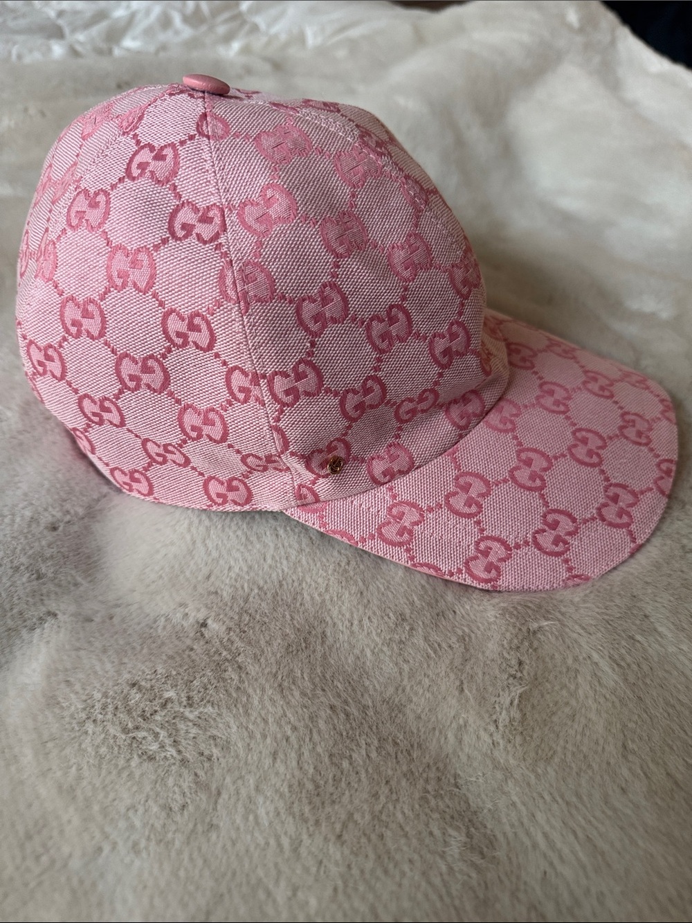 Authentic Gucci women’s  Pink GG Canvas Baseball Cap